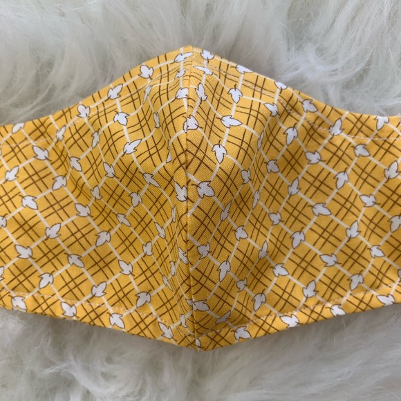 3 for $15 KIDS Fitted fabric face mask reusable - Picture 2 of 10